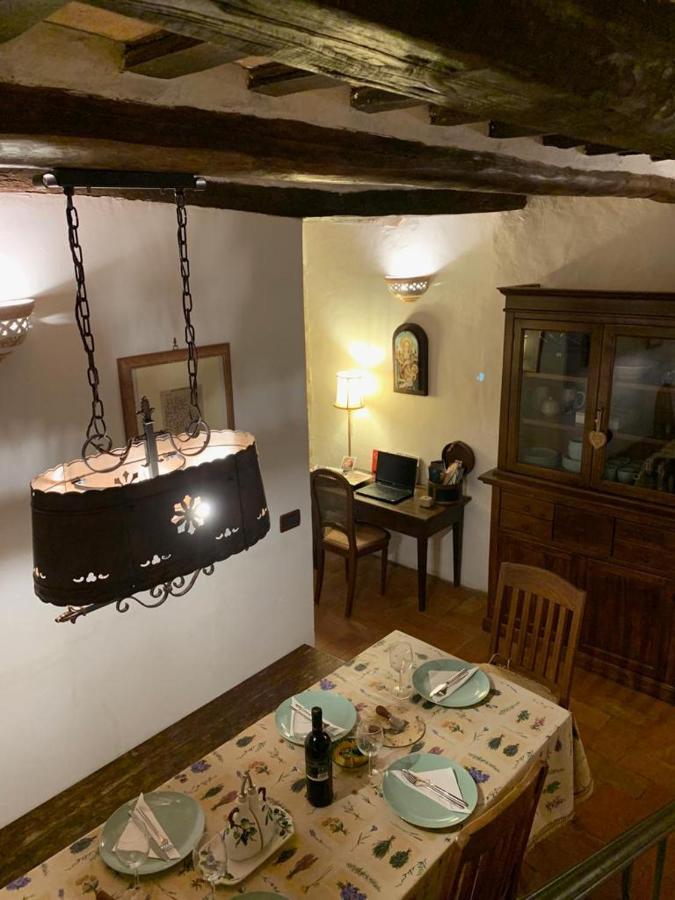 Апартаменты Maidalchini House Аквапенденте Экстерьер фото